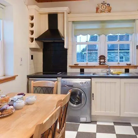 Dooncaha Cottage, * Tarbert